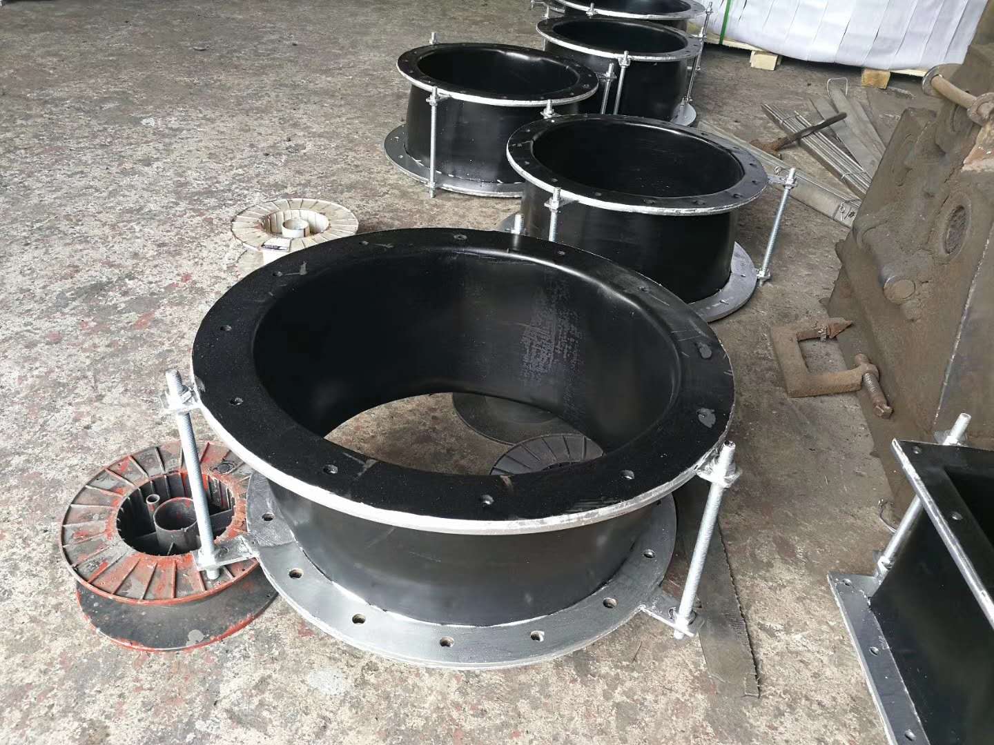 7圓形氟橡膠補償器.jpg